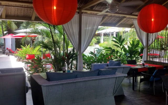 Hotel The Place