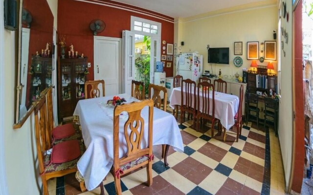 Hostal Leonel