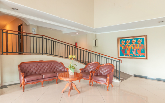 OYO Flagship 2131 Hotel Binong