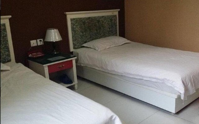 Baiyi Business Hotel