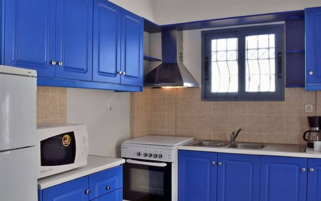 Cozy Villa Irida at Tersanas Chania with Private Pool near Beach & Restaurants