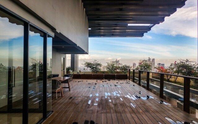 Nice and Elegant 2BR Apartment at Veranda Residence Puri