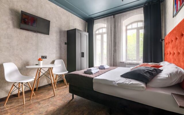 Питер Пэлас на Лиговском пр-те, д. 141