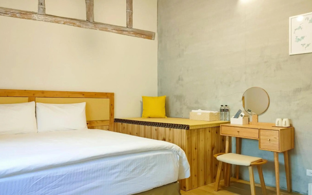Island Flower Inn