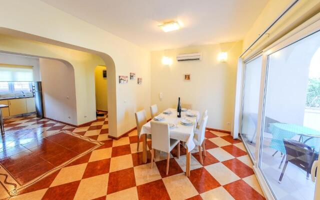 Villa Ana
