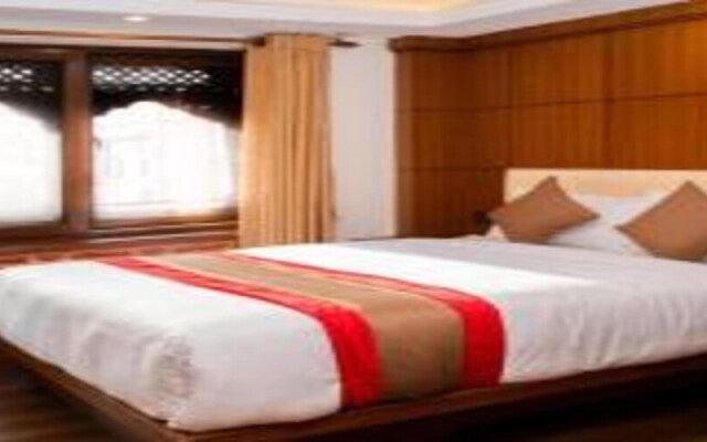 MeroStay 001 Hotel Kailash Kutee