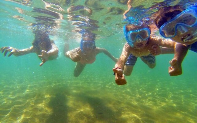 Club Nautico Aguilas - Hostel