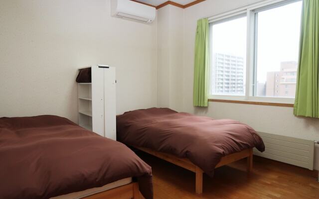 Otaru Ekimae Guest House Ito - Hostel