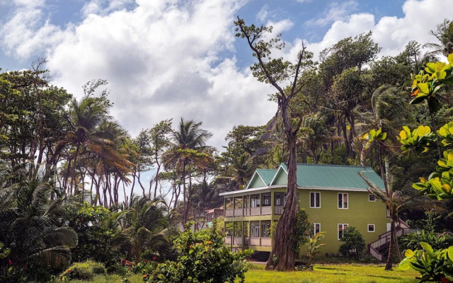 Rosalie Bay Eco Resort & Spa