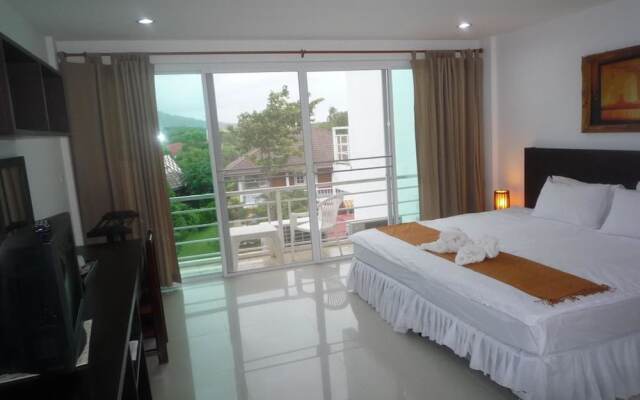 Baan Oui Phuket Guest House