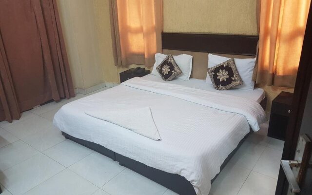 Pitrashish Aashray Hotel