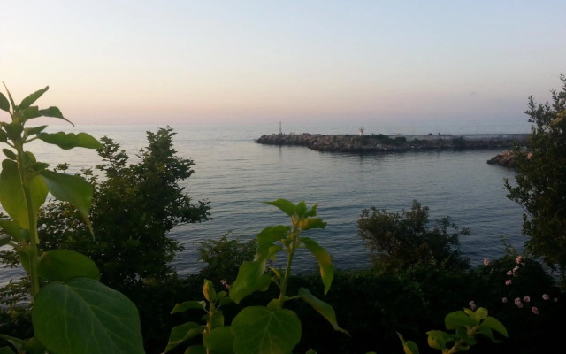 Diapolis Hotel