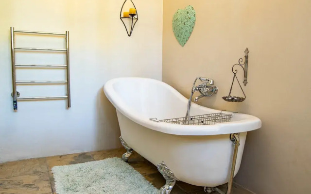 The Fat Mulberry Guesthouse