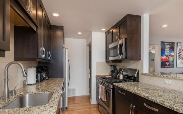 Seattle Vacation Home: The Autobahn