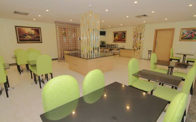 Airy Nagoya Raden Patah Libra Centre Batam