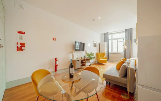 Downtown Suite E by Vacationy
