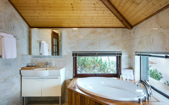 Floral Hotel Qiandaohu Shangju Villa