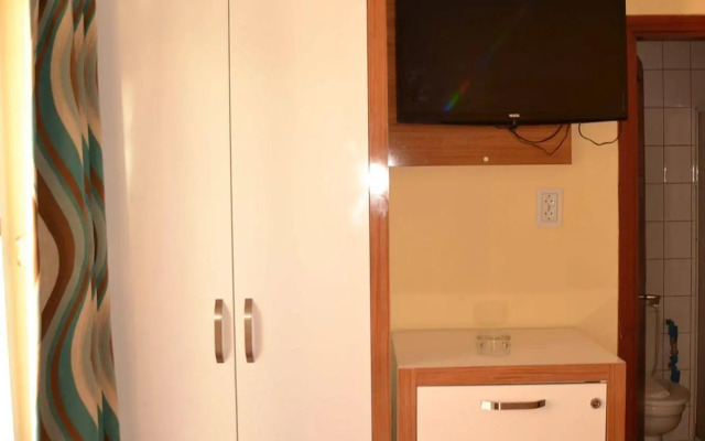 Huzuray Hotel
