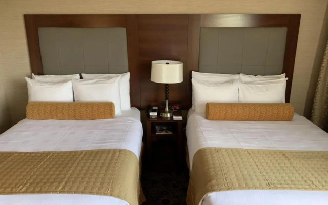 Radisson Hotel Southfield-Detroit