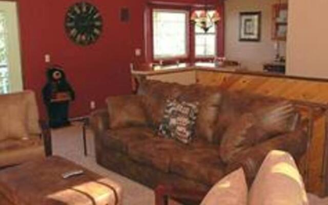 RedAwning Ski Big Bear Chalet