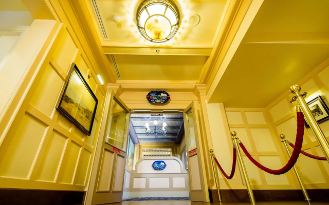Disney Newport Bay Club