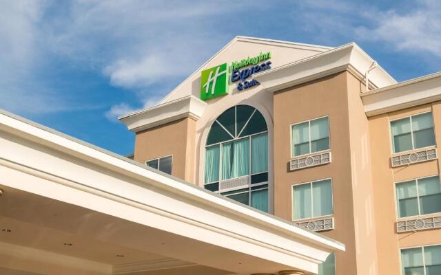 Holiday Inn Express & Suites Columbia-I-26 @ Harbison Blvd, an IHG Hotel