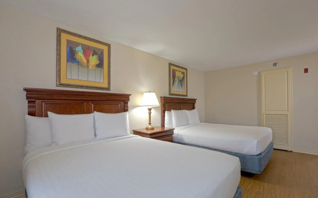 Music Road Resort Hotel and Inn