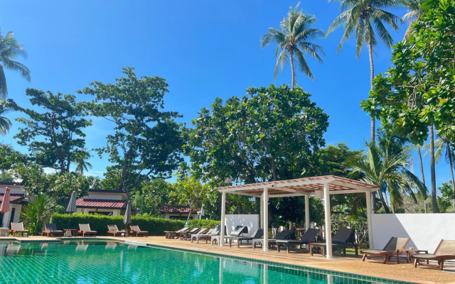 Coco Lanta Resort (SHA Extra Plus)