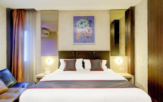 Townhouse Oak Batam near Grand Batam Mall formerly Lucky Star Hotel – Guest Rooms – Batam