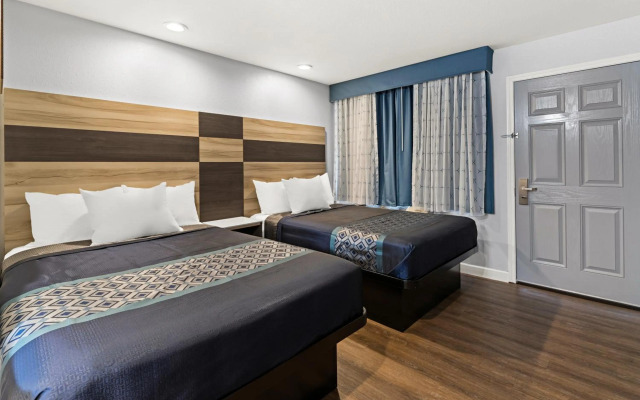 Bay Breeze Inn