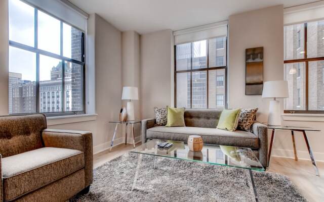 Global Luxury Suites at Harbor Point