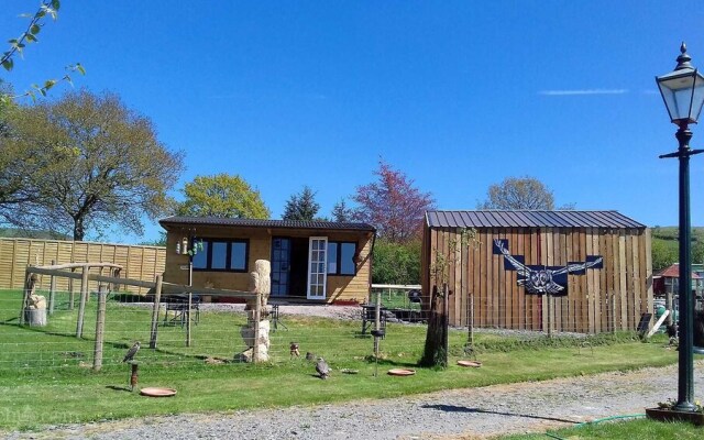 Ruby Shepherds hut Sleeps 4