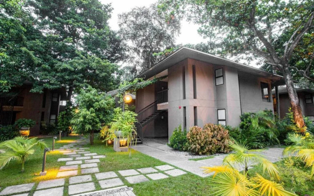 The Henry Resort Dumaguete