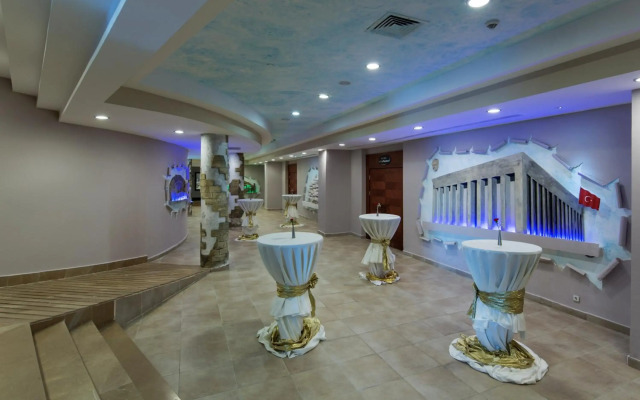Alba Royal Hotel - Ultra All Inclusive - Adults Only 16+