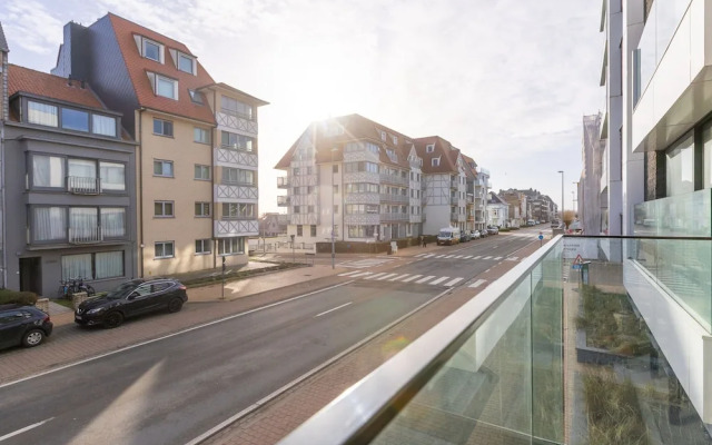 Sunny Apartment With Open Terrace