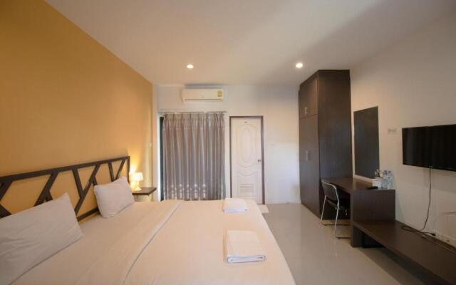 Somsamai Style Apartment