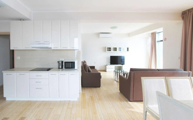 Apartments Aqua