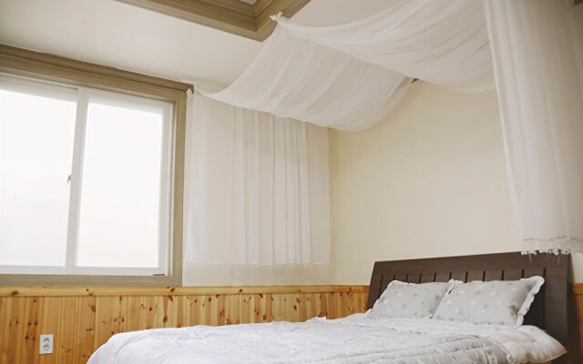 Gangneung The Ciel Spa Pension