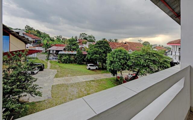 OYO 90309 Hotel Asri 2