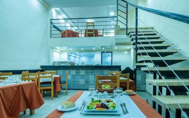 Hotel Rose Valley