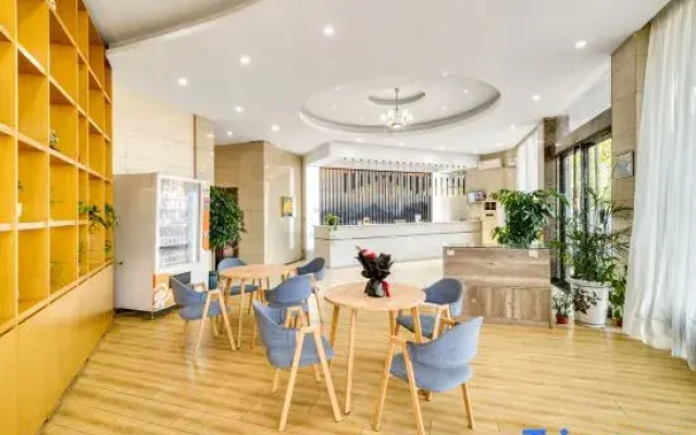 Yijia Boutique Hotel (Yuyao Mould City)