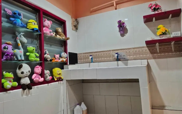 Adchara Mansion - Hostel