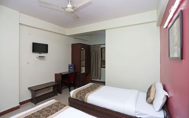 Oyo Flagship 26480 Hotel Nisa