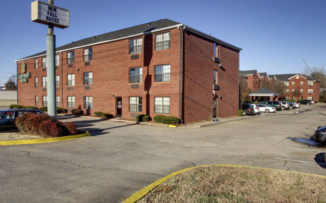 InTown Suites Extended Stay Nashville TN Madison