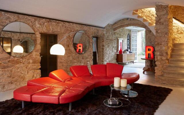 llimona suites