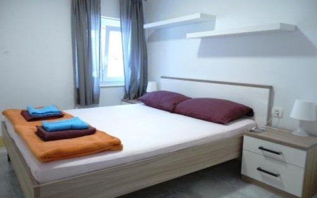 Hostel Pirano
