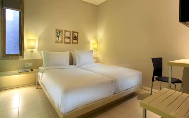 OYO 2854 COZY B&B Seminyak