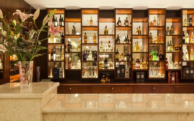 Stay Hotel