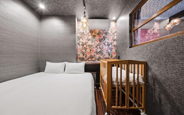 The Beehive Aioi – Guest Rooms – Otaru
