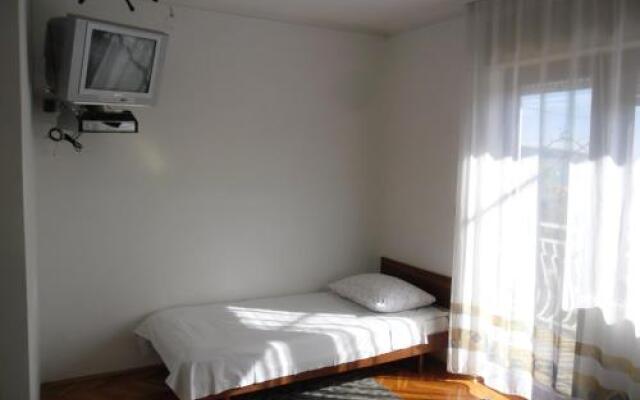 Rooms and Apartments Kurtović